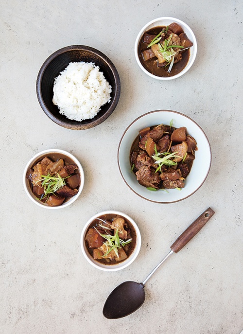 Braised ribs and tendon is a Cantonese comfort food often served with steamed rice (Photo by DL Acken)